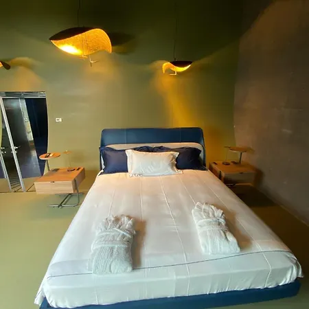 Cantina Dei 5 Sogni Monforte dʼAlba