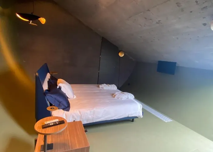 Cantina Dei 5 Sogni Monforte dʼAlba