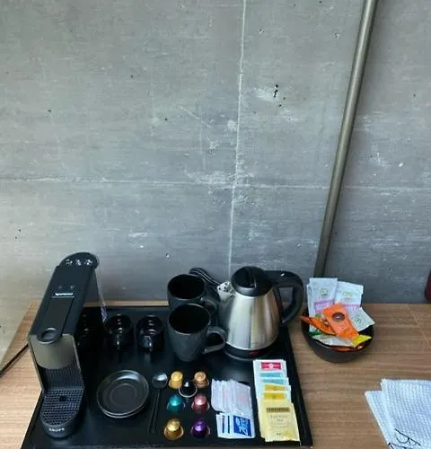 Cantina Dei 5 Sogni Lantgård Monforte dʼAlba